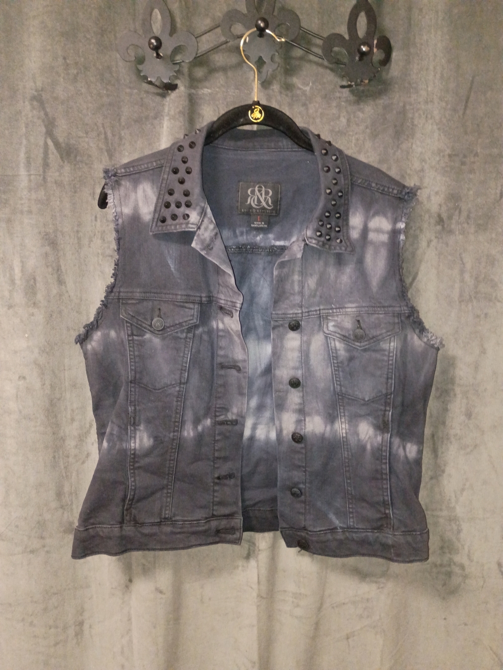 Two Wheeled Passion Sleeveless Tie-Dye Black Denim Vest w Studded Collar Size L - Picture 4 of 6